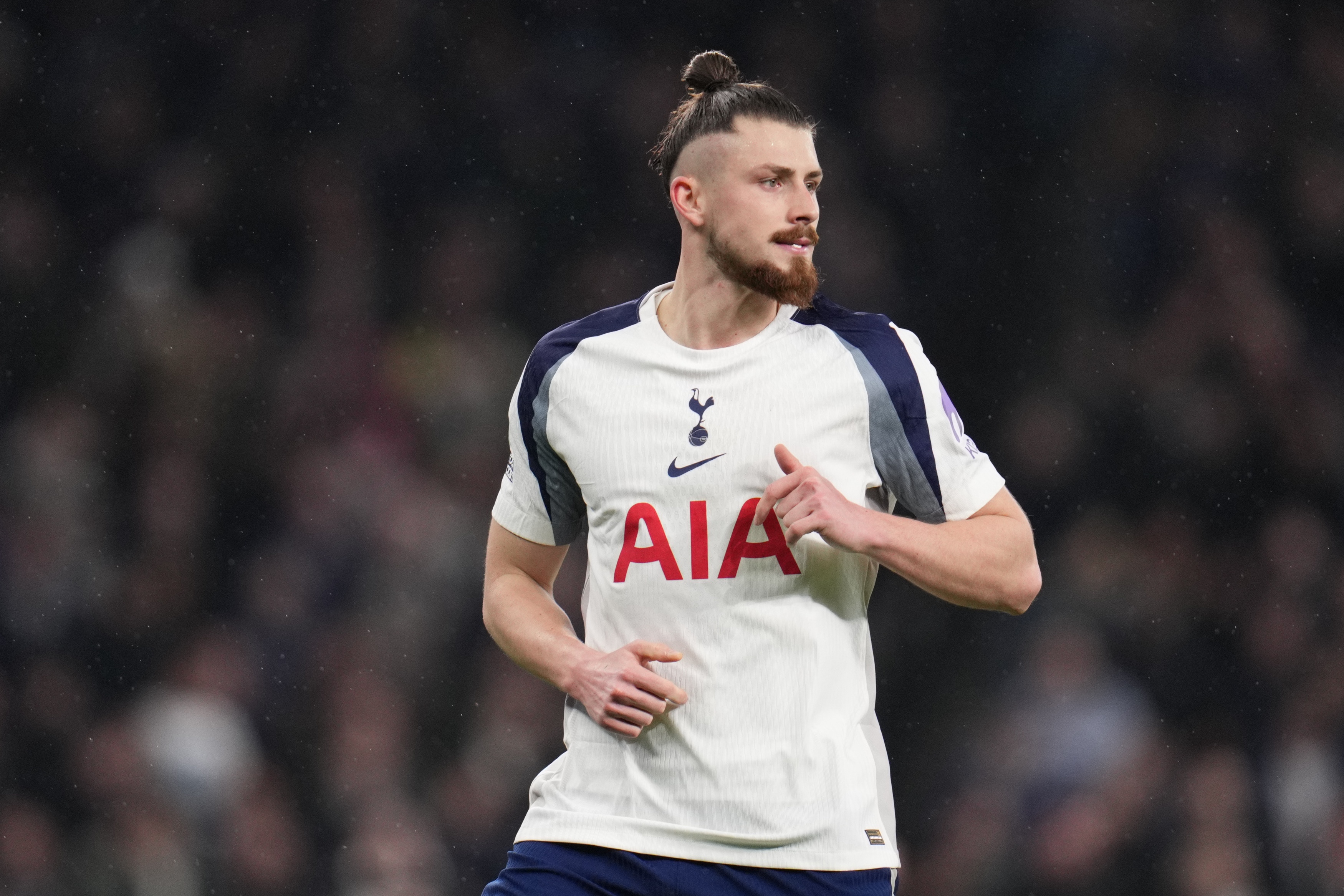 开云体育中国-德勒古欣：扳平曼城非常值得骄傲；客战曼联我们充满信心